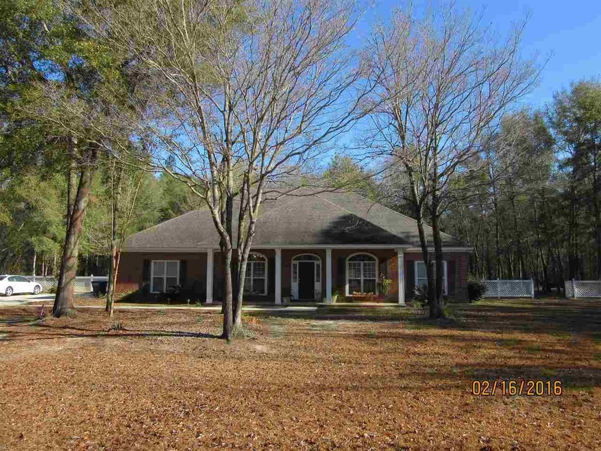 231 Sweetwater Cir, Crawfordville, FL 32327 - photo 1