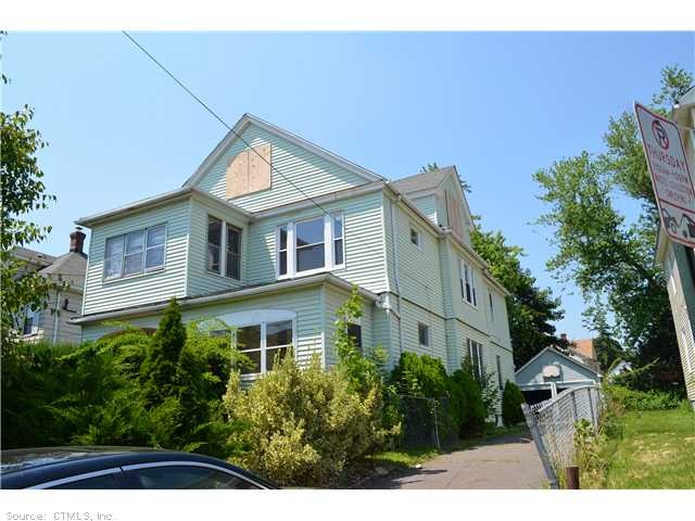 98 Colebrook St unit 100, Hartford, CT 06112 - photo 1
