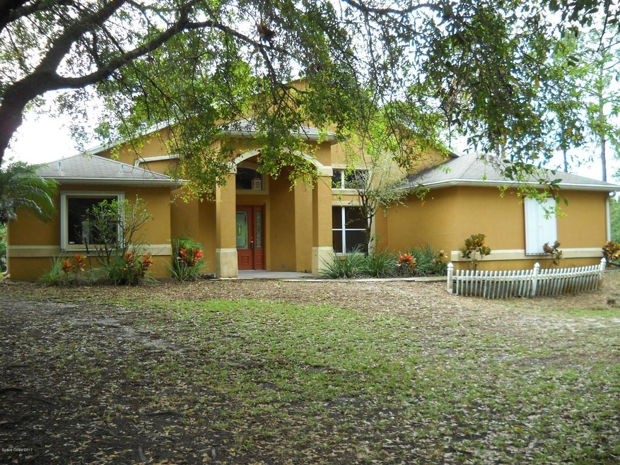 Front exterior view