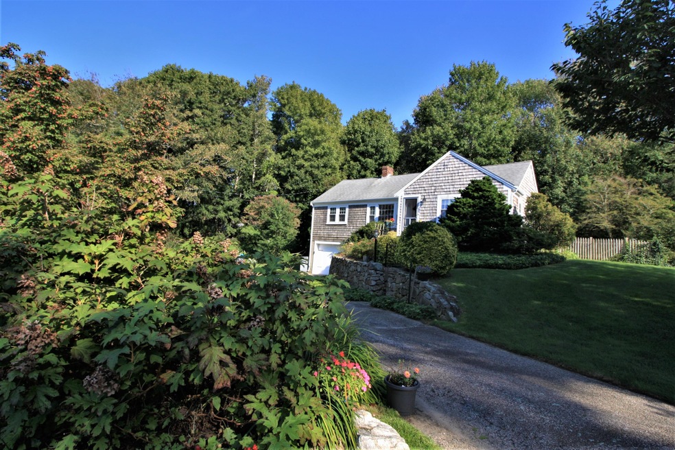 34 Gingerbread Ln, Yarmouth Port, MA 02675 - photo 1