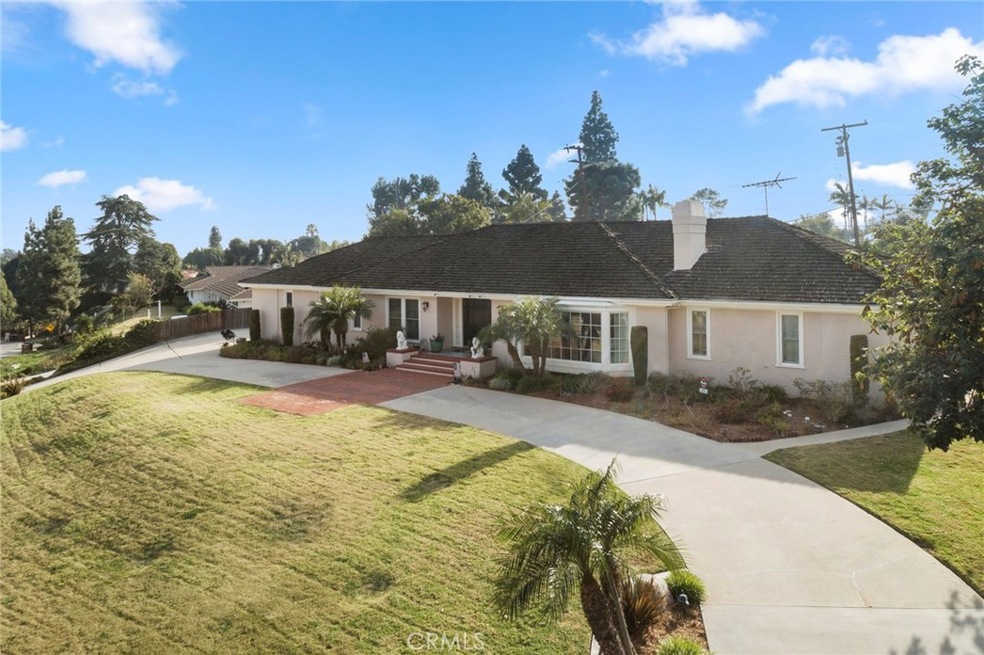 700 Laguna Rd, Fullerton, CA 92835 - photo 1