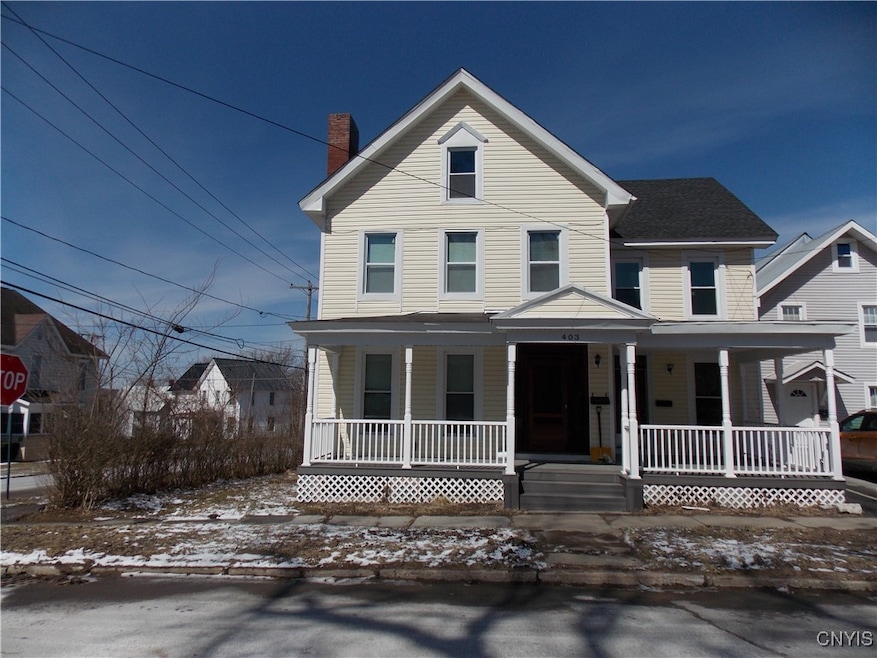 For Sale $449,900 • Co-Listing Agent