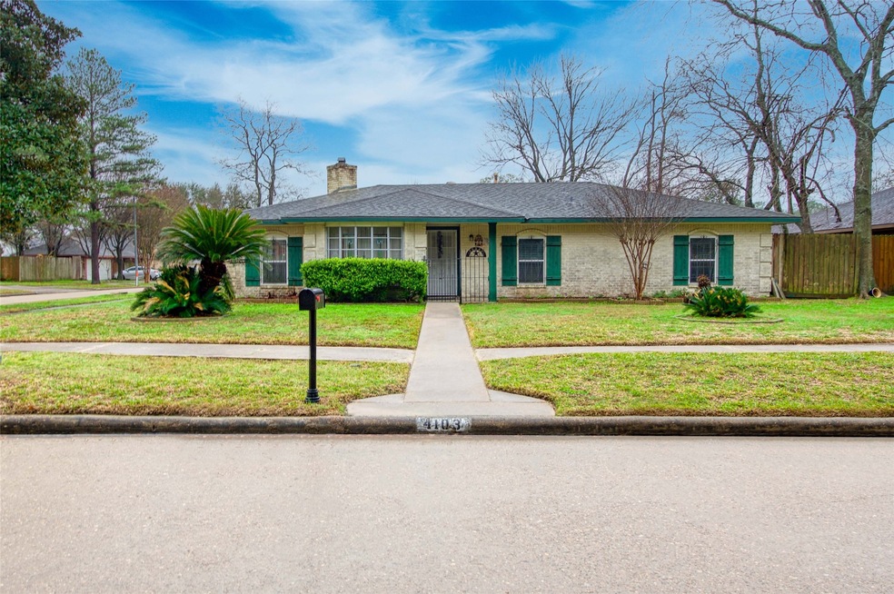 4103 Saratoga Dr, Houston, TX 77088 - photo 1