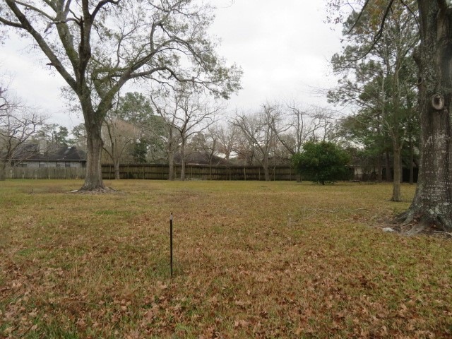 207 Oak Dr, Friendswood, TX 77546 - photo 1