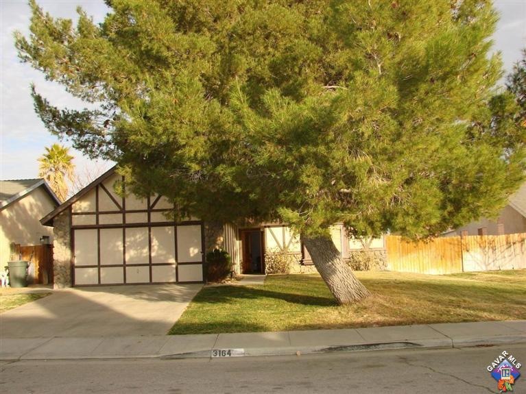 3164 Sedona Ave, Rosamond, CA 93560 - photo 1