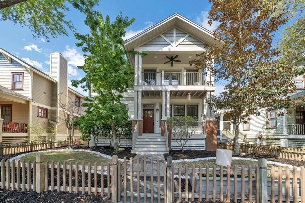 Welcome to 1312 E Lakewalk