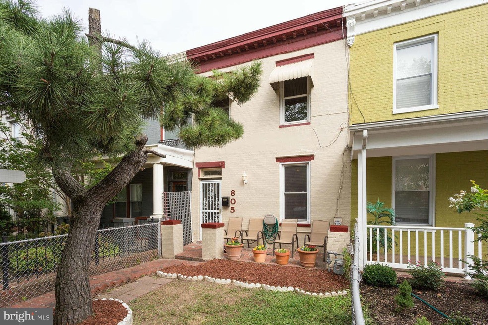 805 9th St NE, Washington, DC 20002 - photo 1