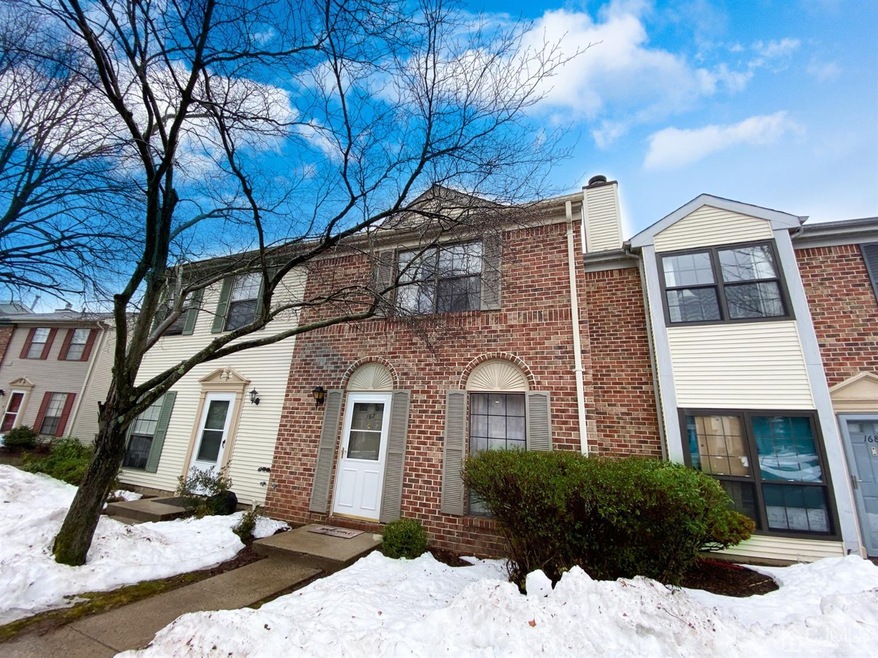 167 Chippenham Ct unit 2167, Piscataway, NJ 08854 - photo 1