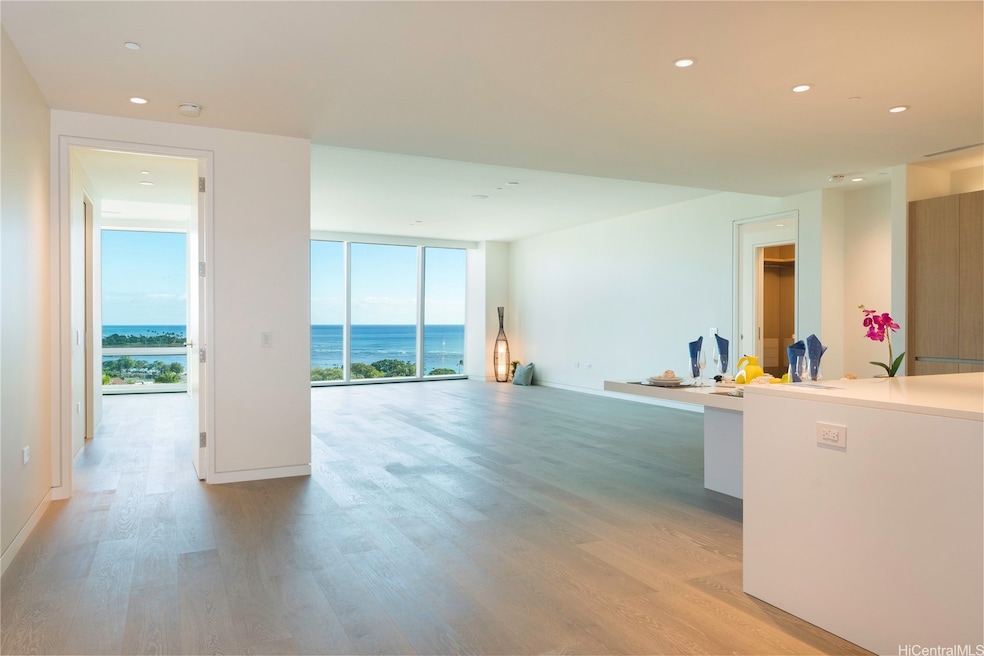 Waiea unit 1102, Honolulu, HI 96814 - photo 1