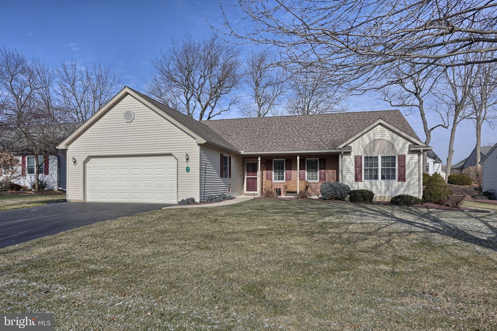 9 Scenic Dr, Myerstown, PA 17067 - photo 1