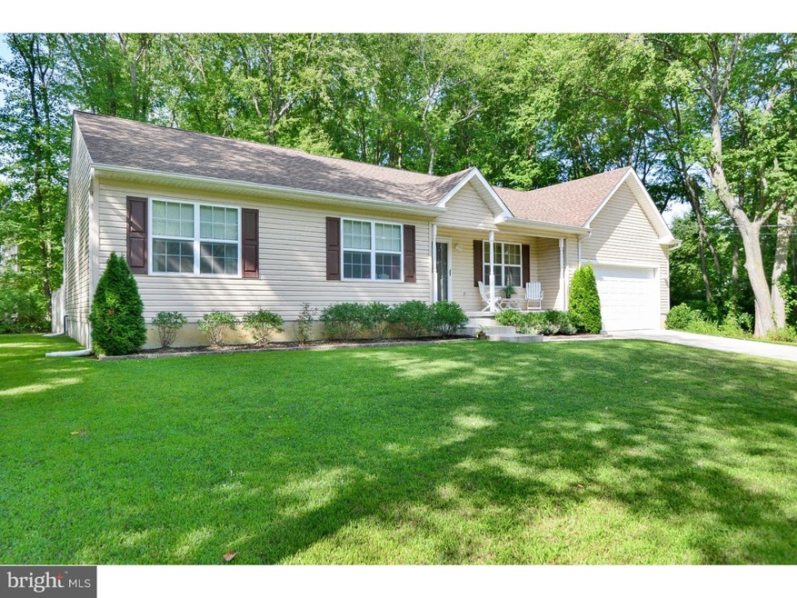 915 New Jersey Ave, Woodbury, NJ 08096 - photo 1