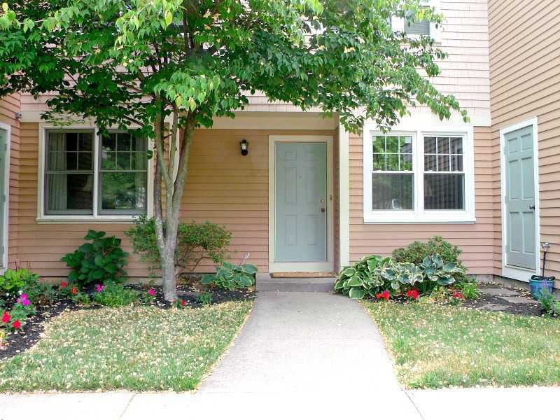 3 Bristol Woods Dr unit C-3, Bristol, RI 02809 - photo 1