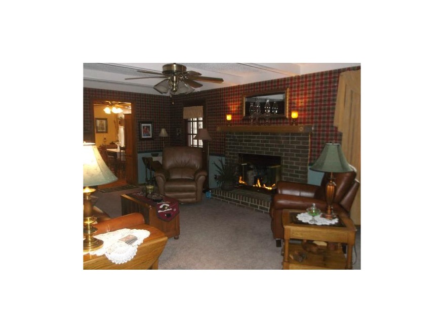 Warm & inviting family room with gas log fireplace