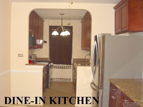67-35 Yellowstone Blvd unit 3T, Forest Hills, NY 11375 - photo 1