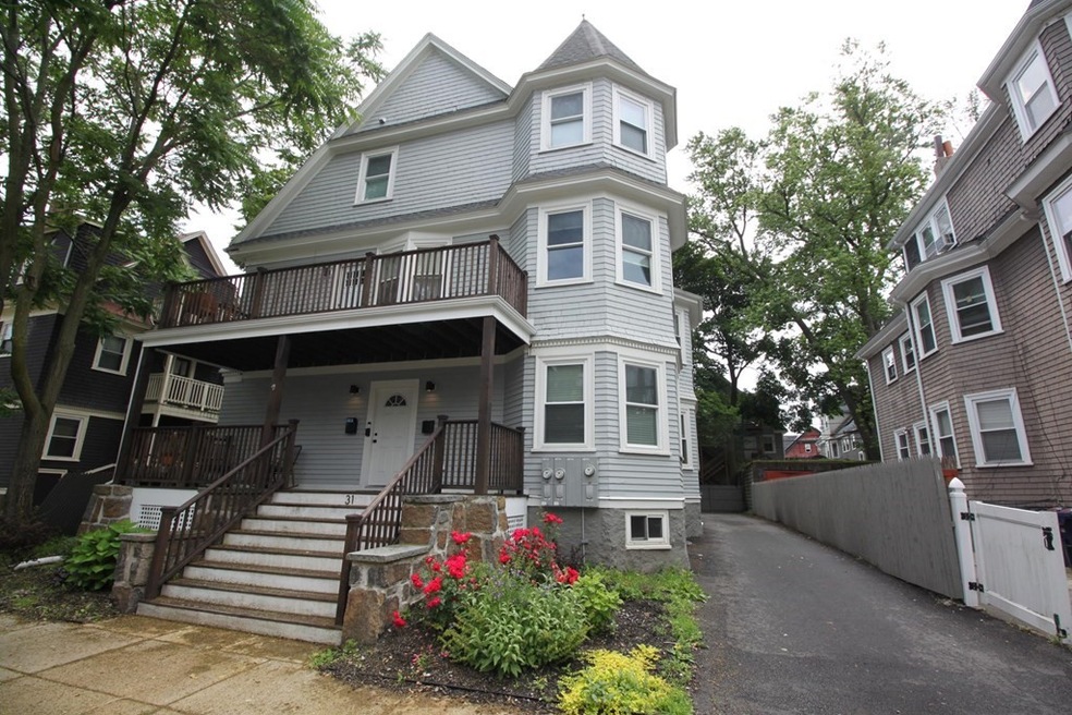 31 Harlem St unit 2, Dorchester, MA 02121 - photo 1