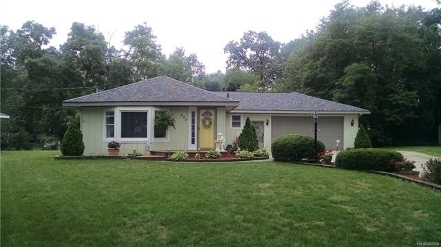 Well Maintained Ranch