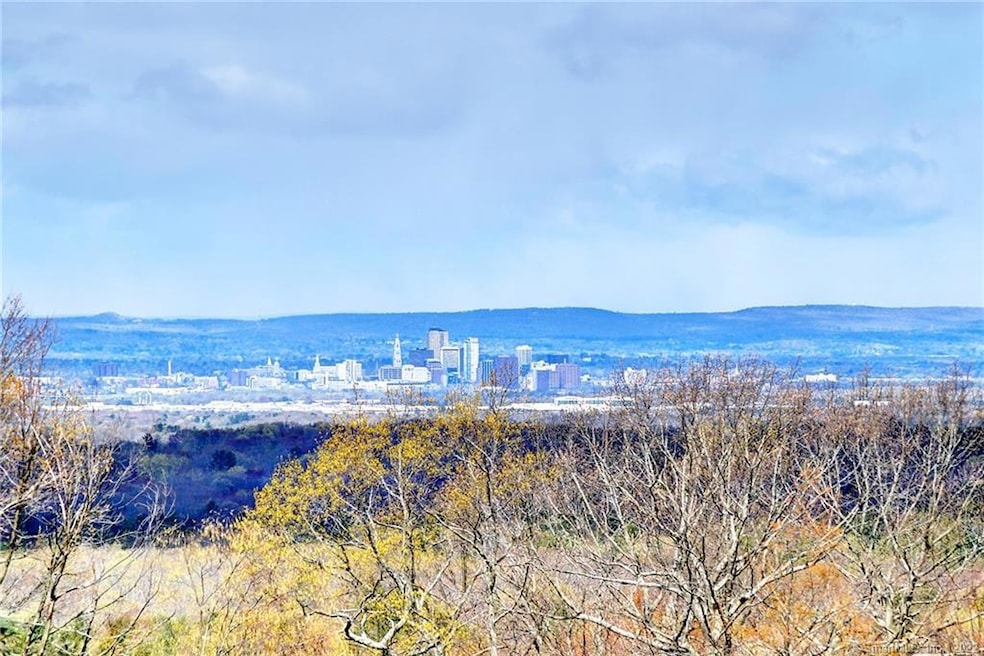 215 Knollwood Dr, Glastonbury, CT 06033 - photo 1