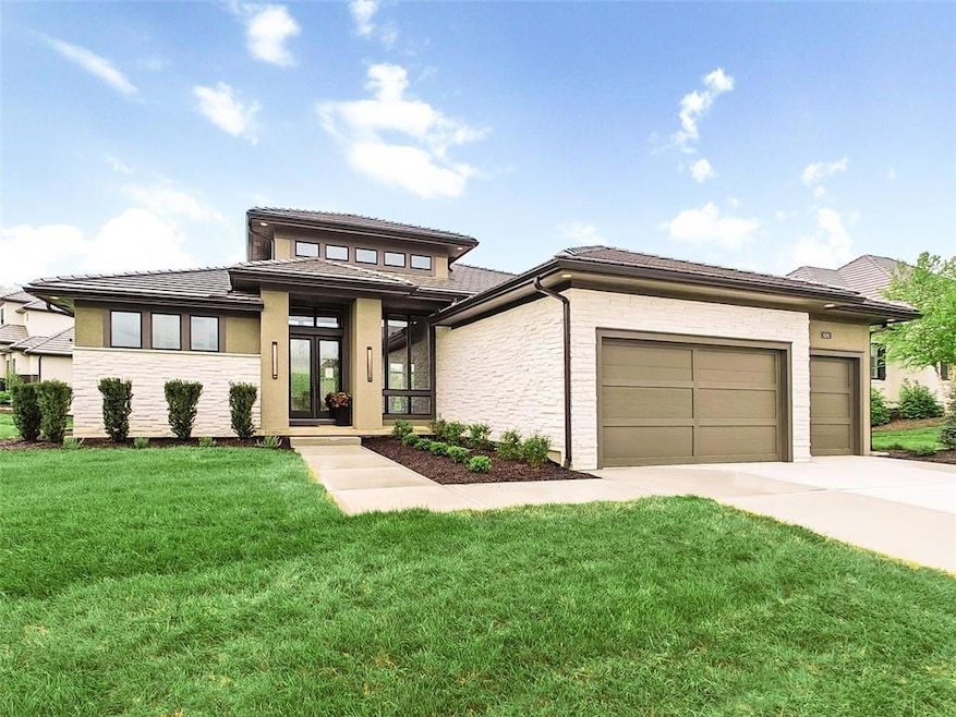 7908 Millridge St, Shawnee, KS 66218 - photo 1