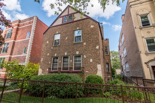 6131 N Mozart St unit 1, Chicago, IL 60659 - photo 1