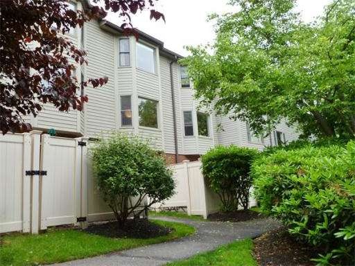 40 Regent Cir, Brookline, MA 02445 - photo 1