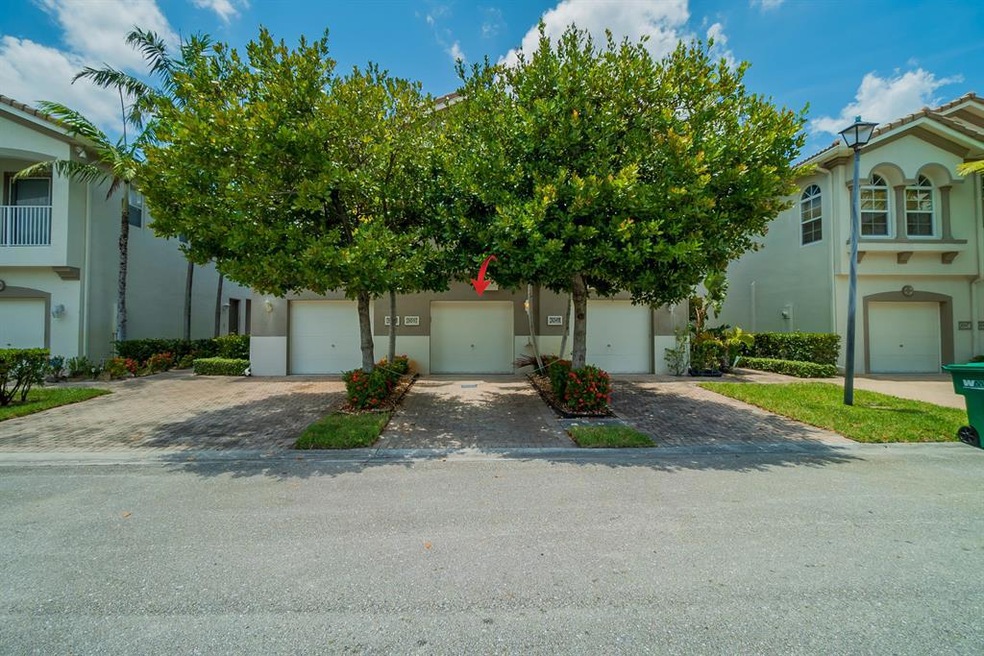 3051 Laurel Ridge Cir, Riviera Beach, FL 33404 - photo 1