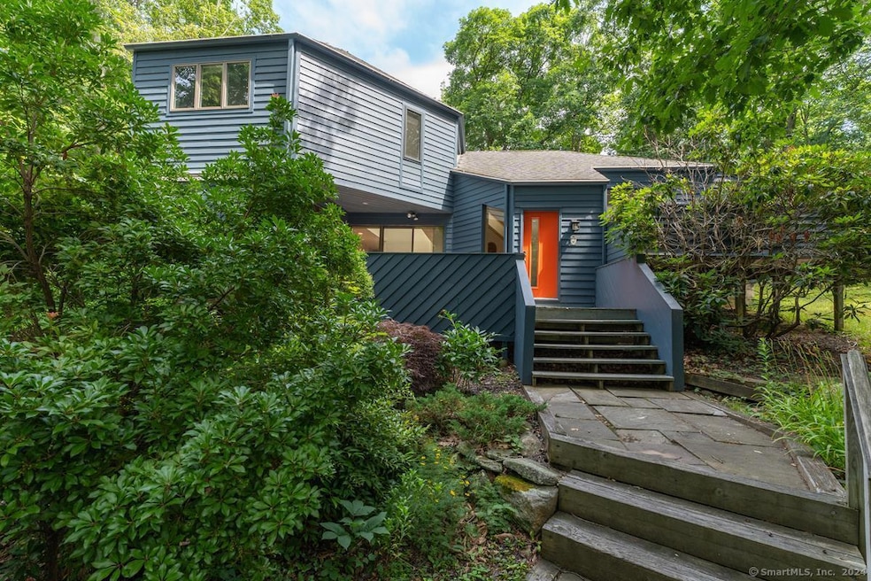 Sold $600,000 • Co-Listing Agent