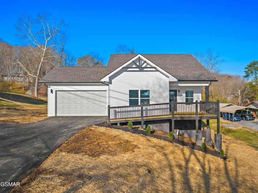 001-2319IslandBoulevard-Sevierville-TN-3