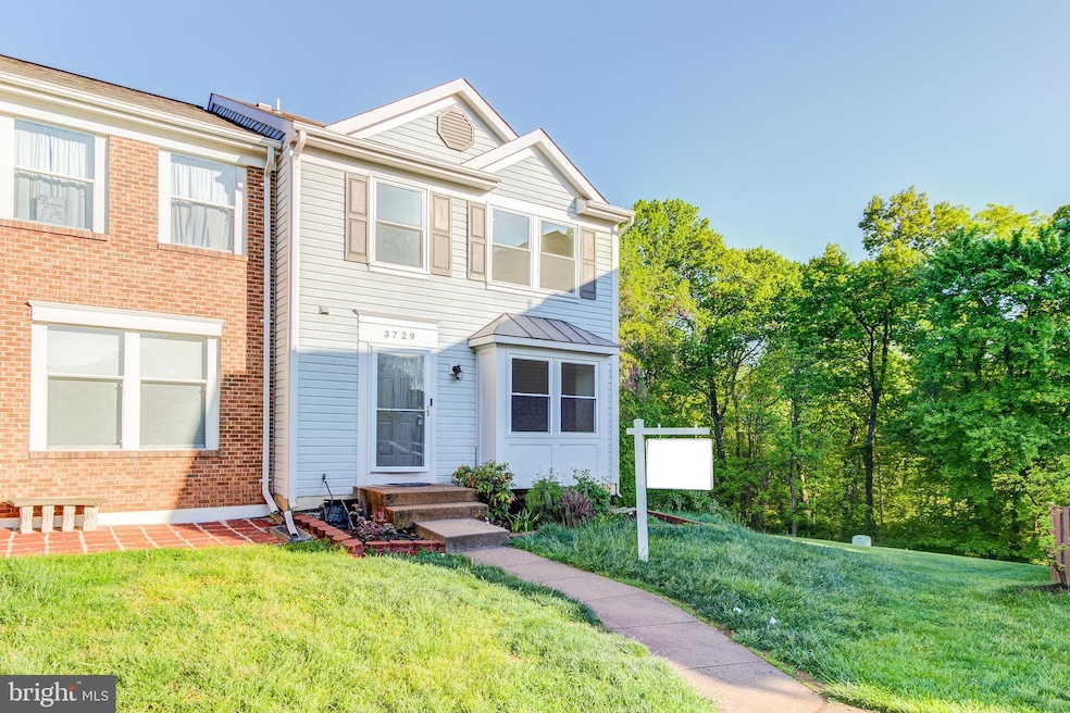 3729 Mazewood Ln, Fairfax, VA 22033 - photo 1
