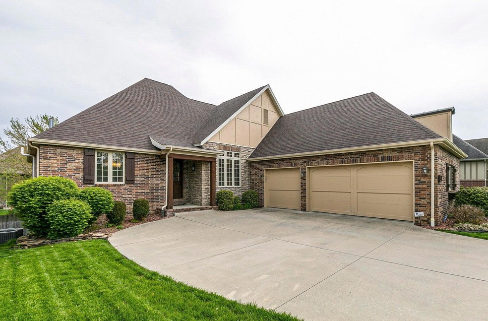 1408 N Rockingham Ave, Nixa, MO 65714 - photo 1