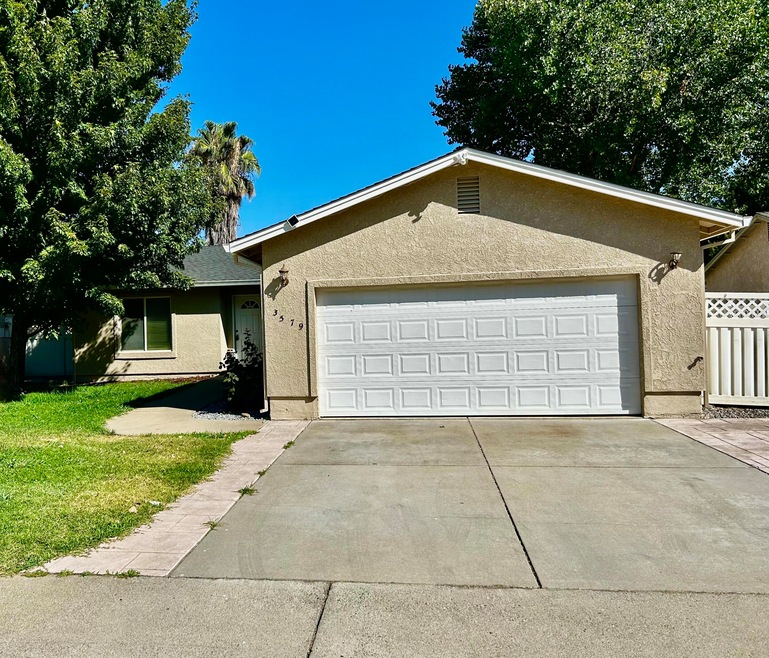 Sold $305,000 • Co-Listing Agent