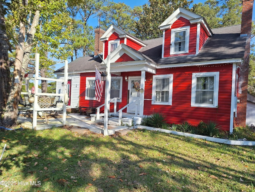 383 Highway 70 Otway, Beaufort, NC 28516 - photo 1