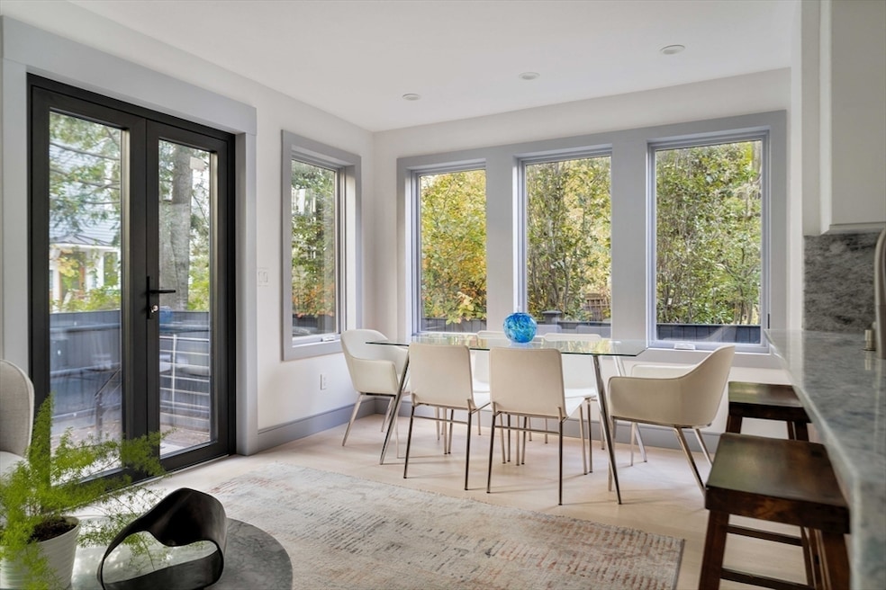 For Sale $1,648,000 • Co-Listing Agent