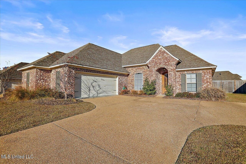 01-320 Emerald Way