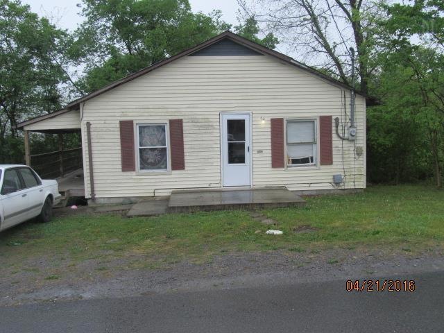 132 E Cedar St, Shelbyville, TN 37160 - photo 1