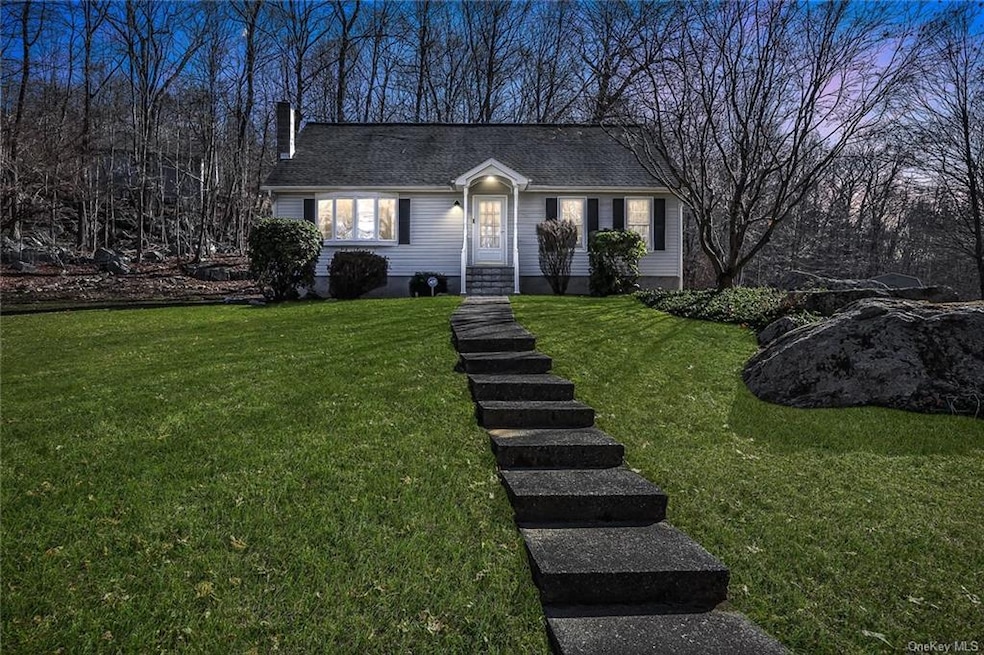 287 Farmers Mills Rd, Carmel, NY 10512 - photo 1