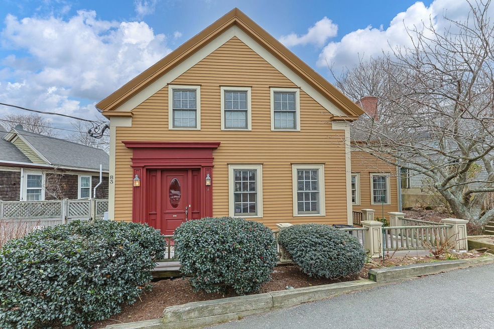 1-web-or-mls-83-bradford-st