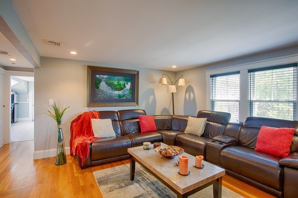 35 Summit Ave unit 3, Salem, MA 01970 - photo 1