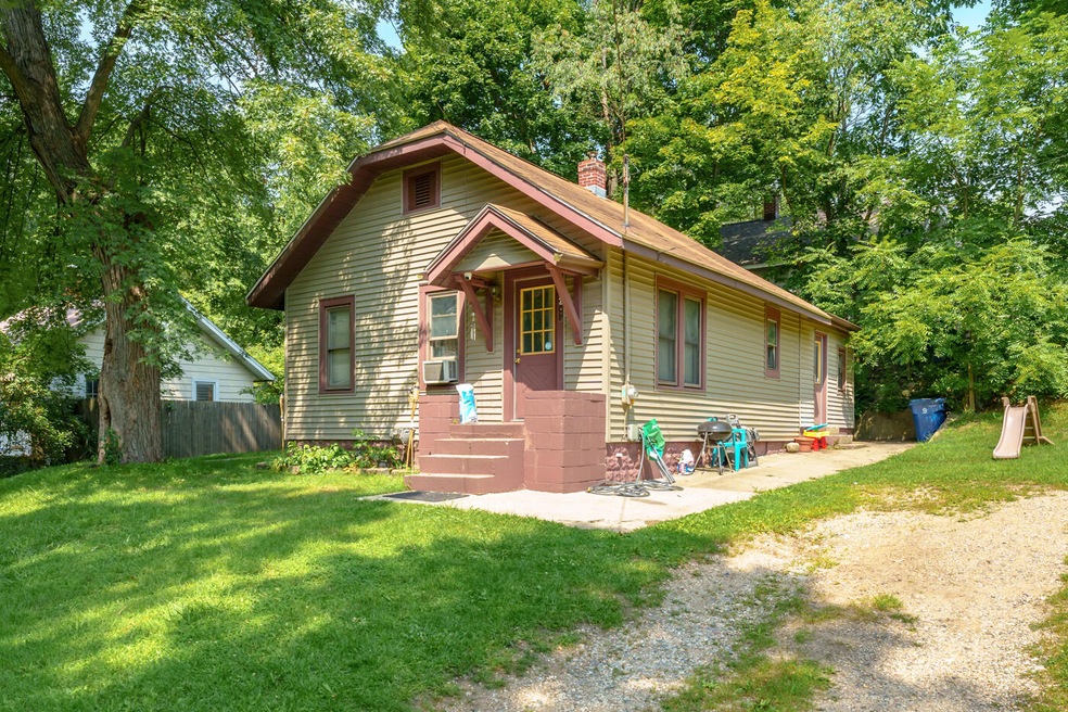 Charles_Ave_2227_Kalamazoo_49048-1