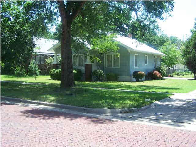 Welcome to 711 E. 5th in Newton, KS