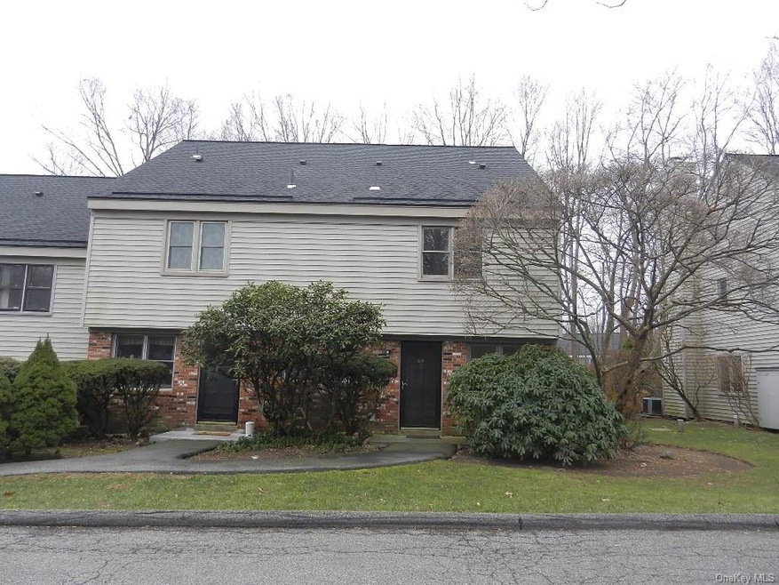 181 Heritage Hills unit F, Somers, NY 10589 - photo 1