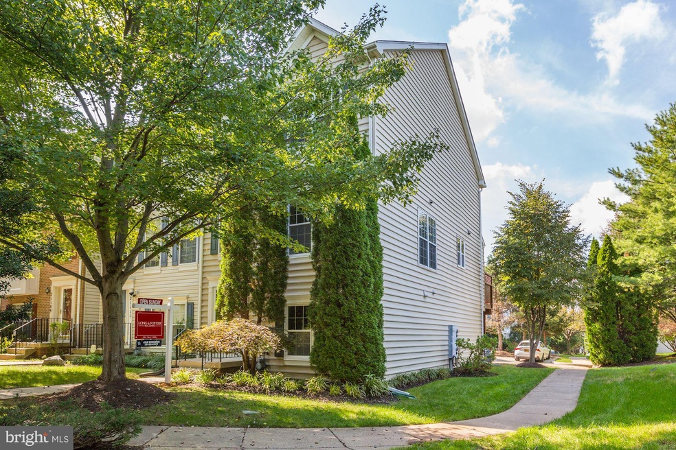 21113 Futura Ct, Germantown, MD 20876 - photo 1