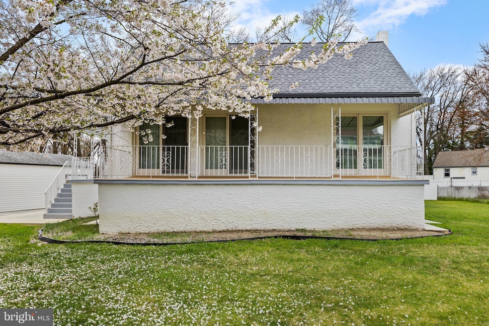 654 Kenilworth Ave, Cherry Hill, NJ 08002 - photo 1