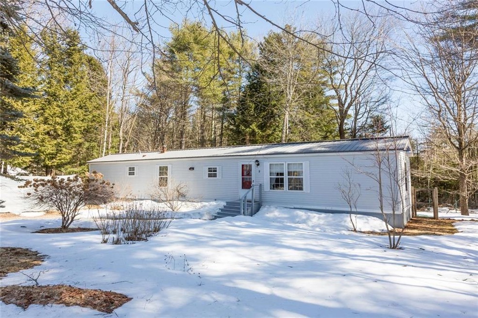 9 Tulip Ave, Freeport, ME 04032 - photo 1