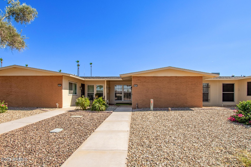 0001-01 Thunderbird 10833