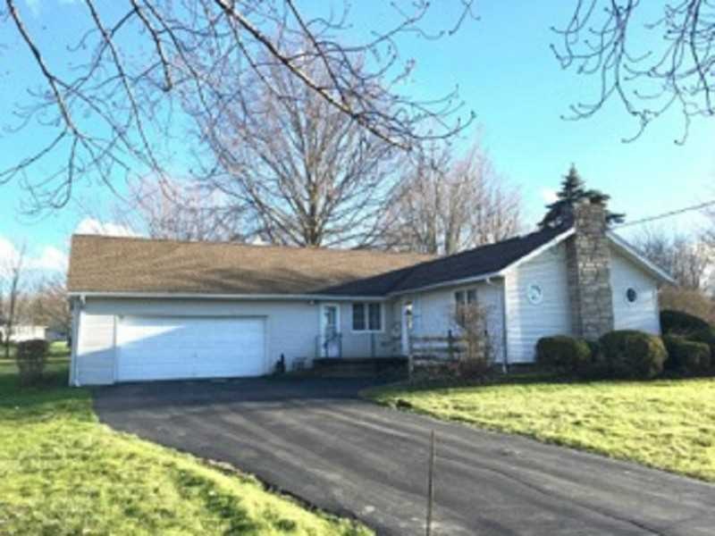 3761 Feidler Dr, Erie, PA 16506 - photo 1