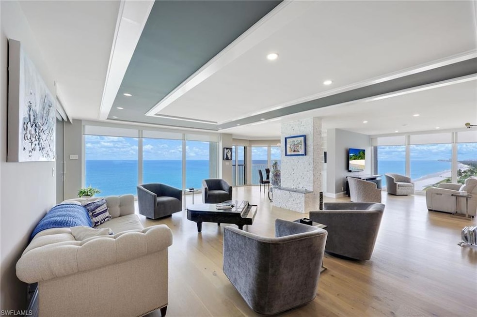 Panoramic views of the Gulf to the South, West and