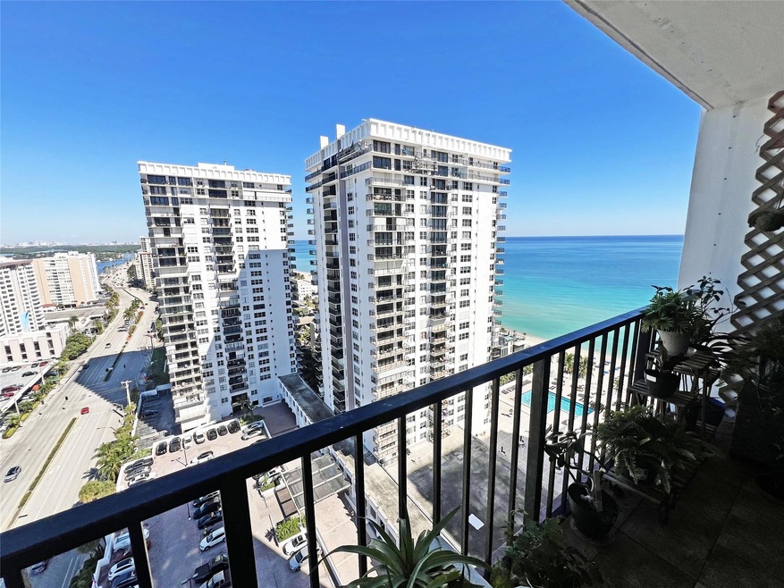 Quadomain Britannia Tower unit 2205, Hollywood, FL 33019 - photo 1