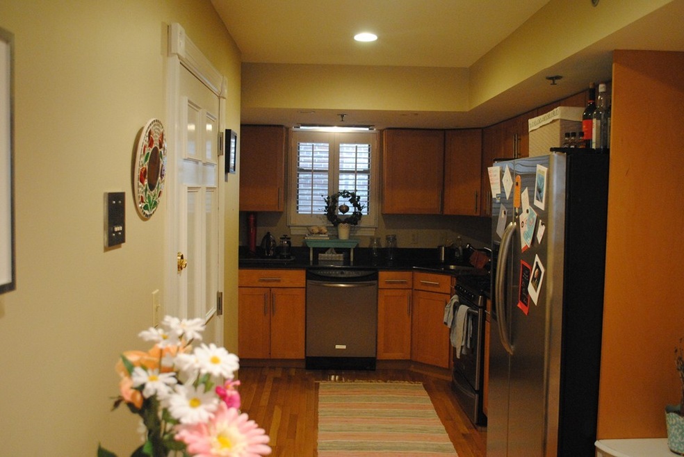 229-233 North St unit 3, Boston, MA 02113 - photo 1