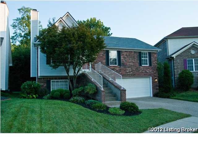 8720 Astrid Ave, Louisville, KY 40228 - photo 1