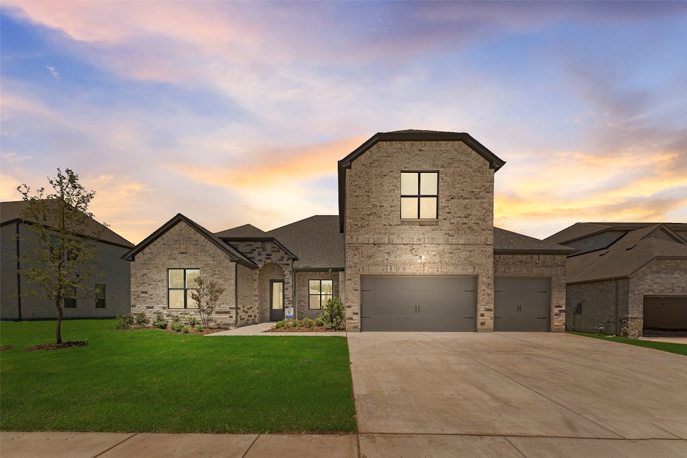 For Sale $635,000 • Co-Listing Agent
